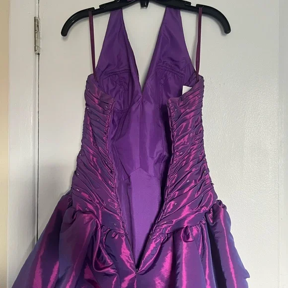 Prom Dress - Picture 4 of 5